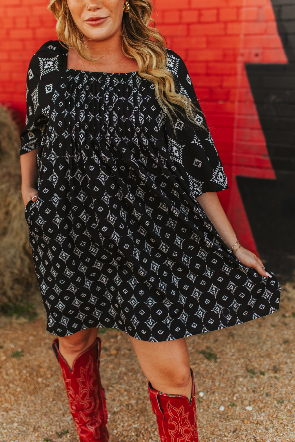 Plus Size Black Aztec Printed Pleated Square Neckline Dress