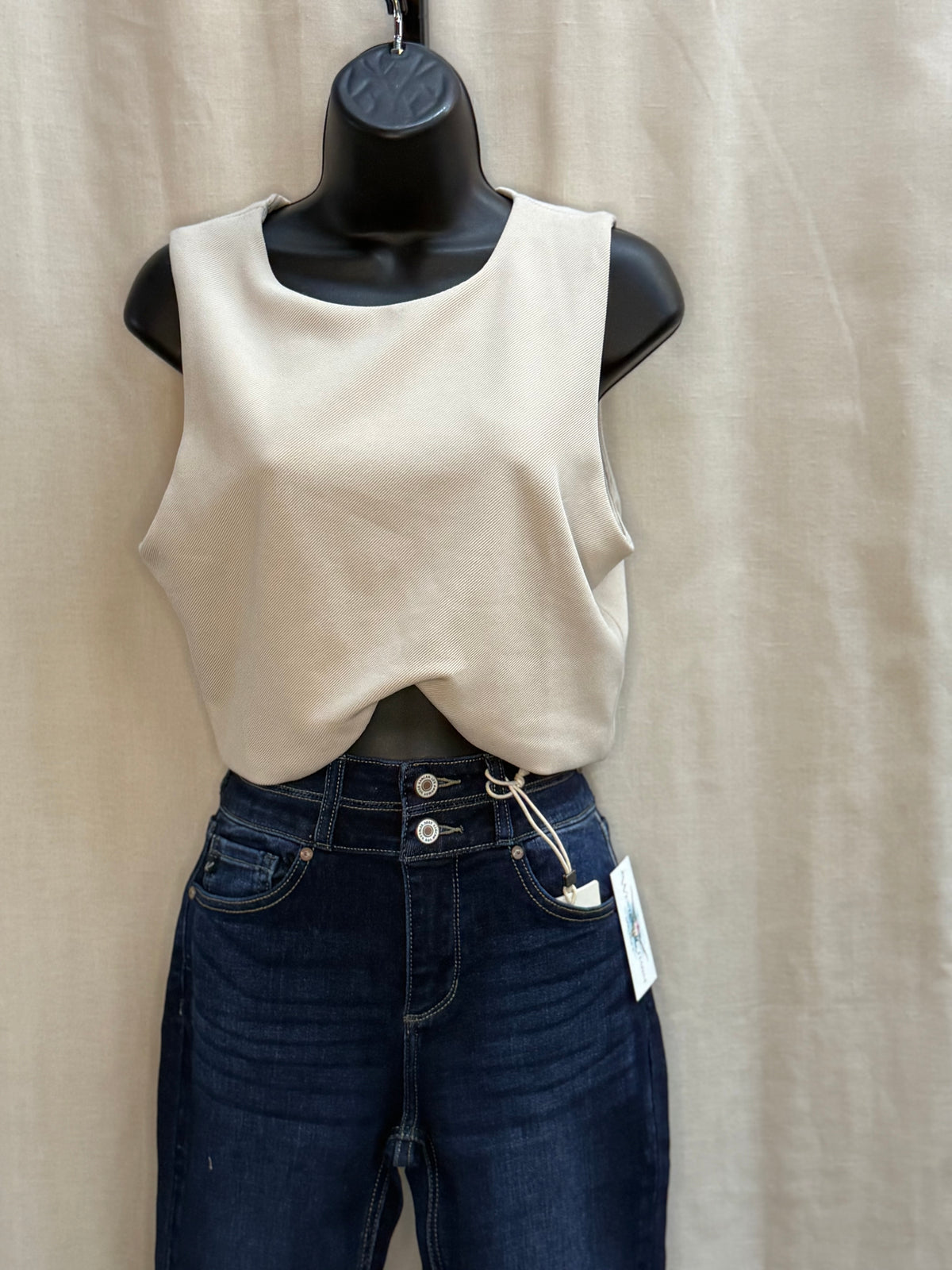 Sleeveless Crop Top