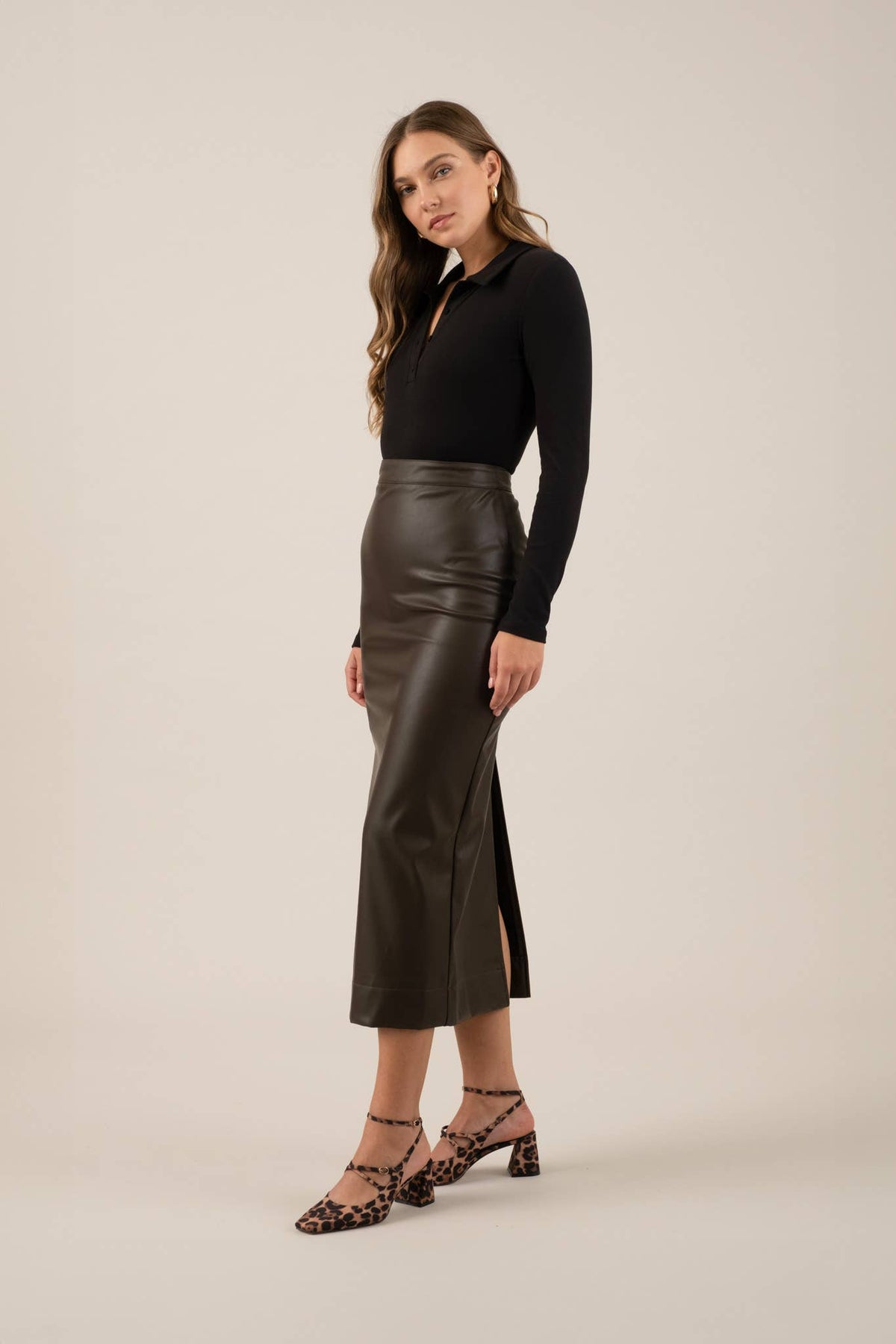 Solid Collared Long Sleeve Bodysuit
