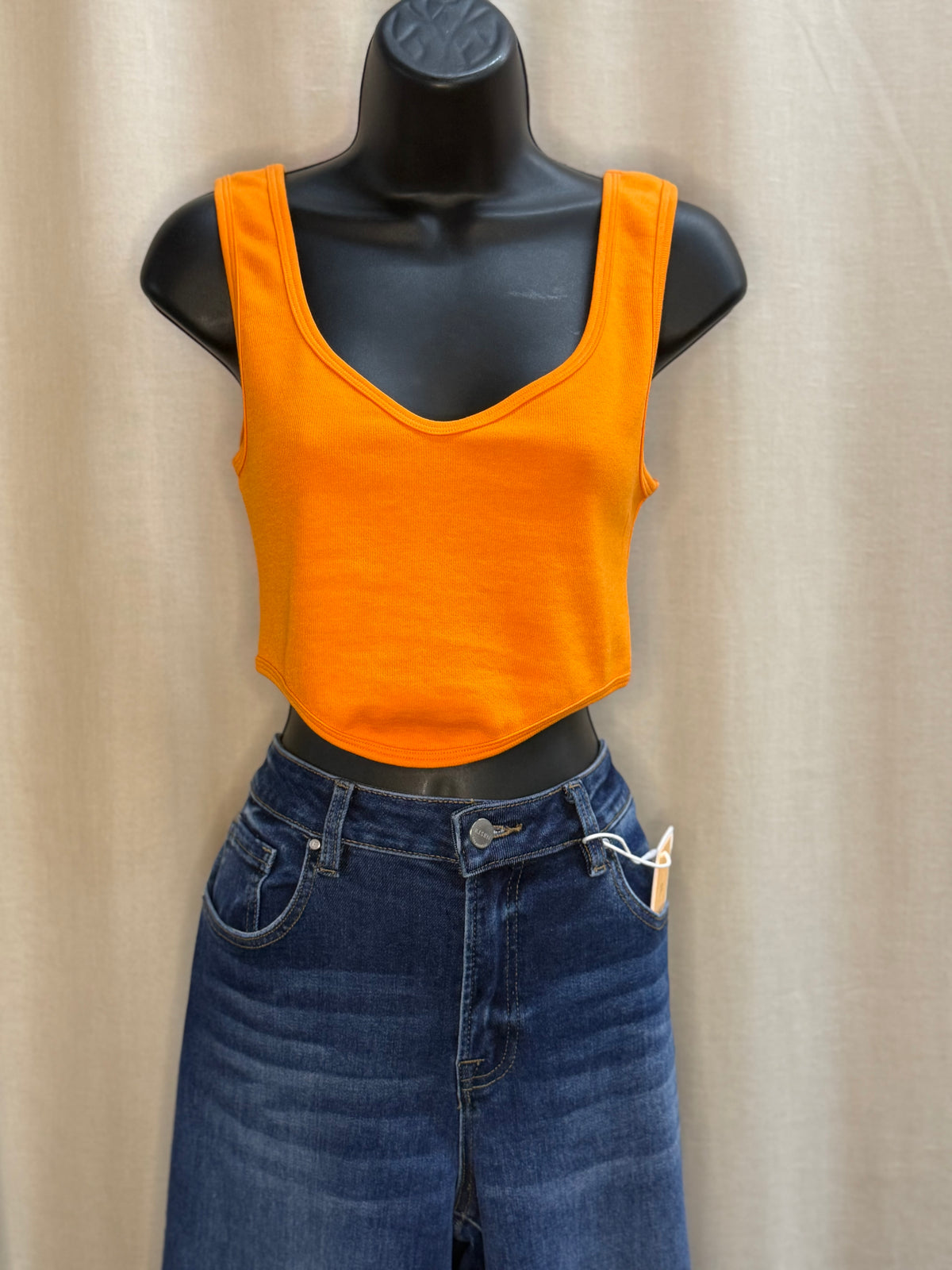Haylee Basic Cropped Tank