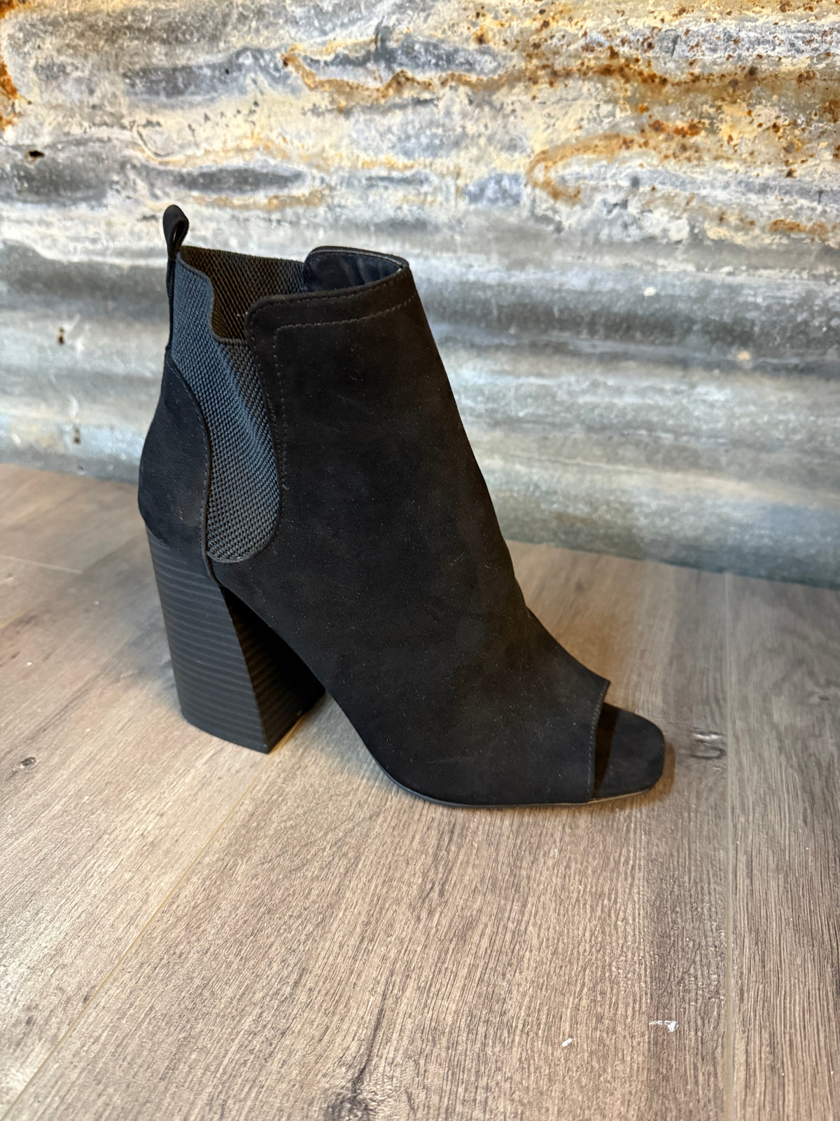 Black Chelsea Peep Toe