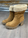 Snuggy Boot