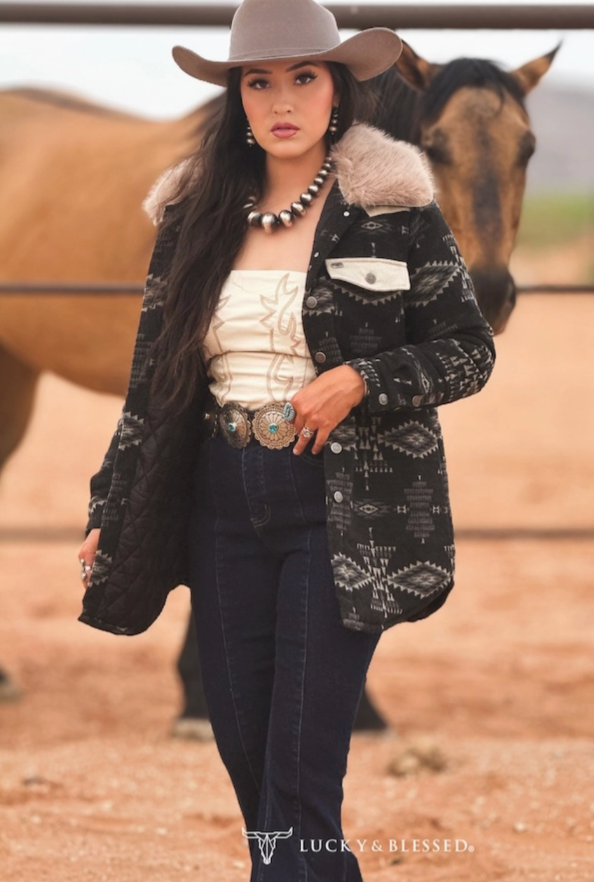 Black Ivory Aztec Blend Quilted Lined Fur Collar