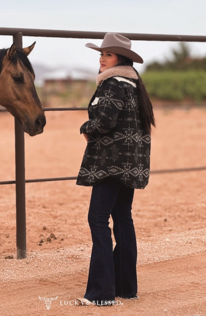 Black Ivory Aztec Blend Quilted Lined Fur Collar