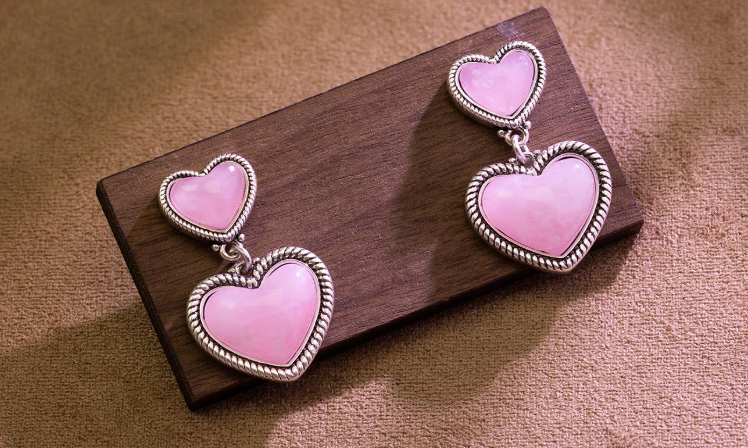 Wrangler Heart Dangling Earrings