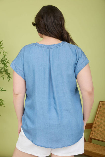 Plus Split Neck Short Sleeve Chambray Top