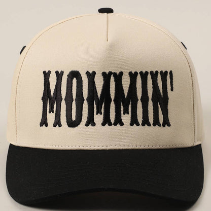 MOMMIN' Trucker Hat