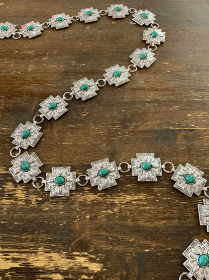 Dainty Metal and Single Stone Concho Belt